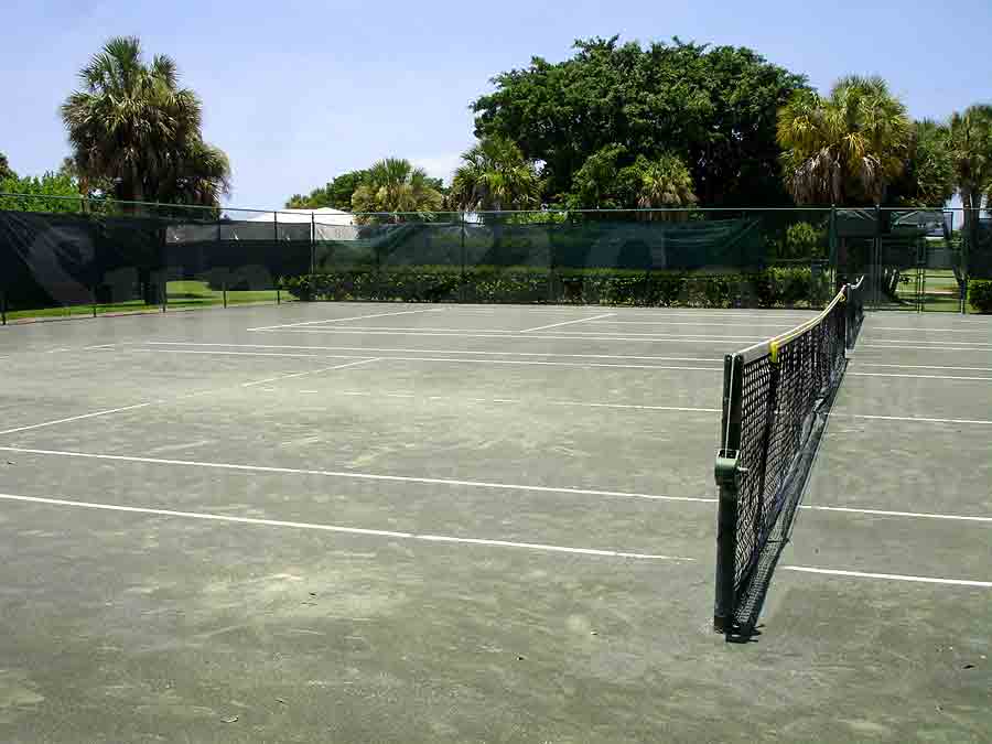 THE COUNTRY CLUB OF NAPLES Tennis Courts